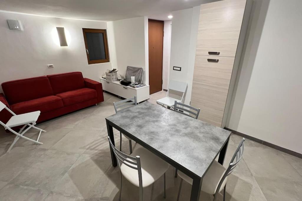 Appartamento Tre Archi Con Corte Privata Veneza Exterior foto